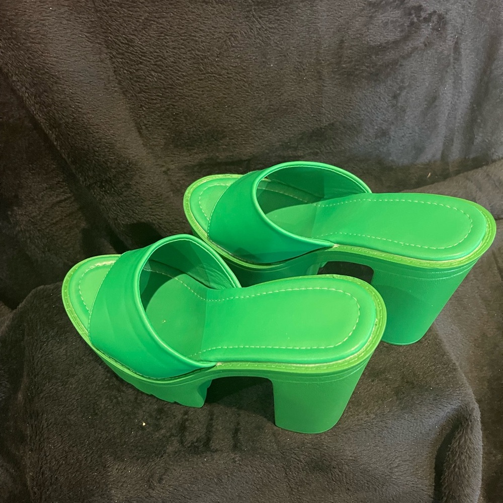 Emerald Green Platform Heels
